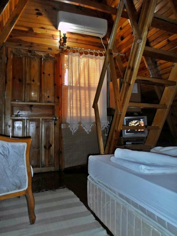 Oran Pansiyon Agac Evler Hotel Çıralı Eksteriør billede